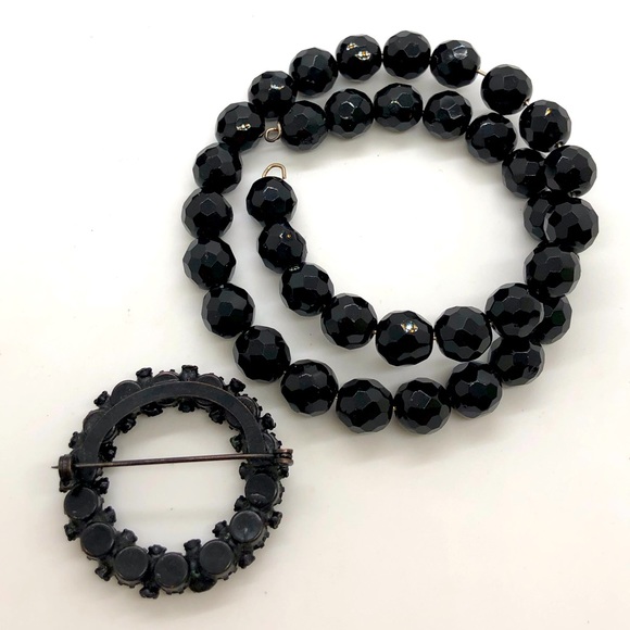 Vintage Black Deco Crystal Bracelet & Brooch 🖤🖤 - Picture 3 of 10
